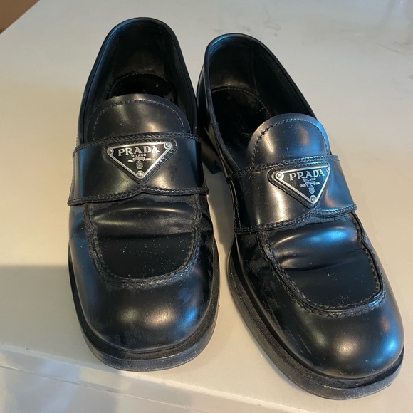 Prada loafers - Picture 1 of 4